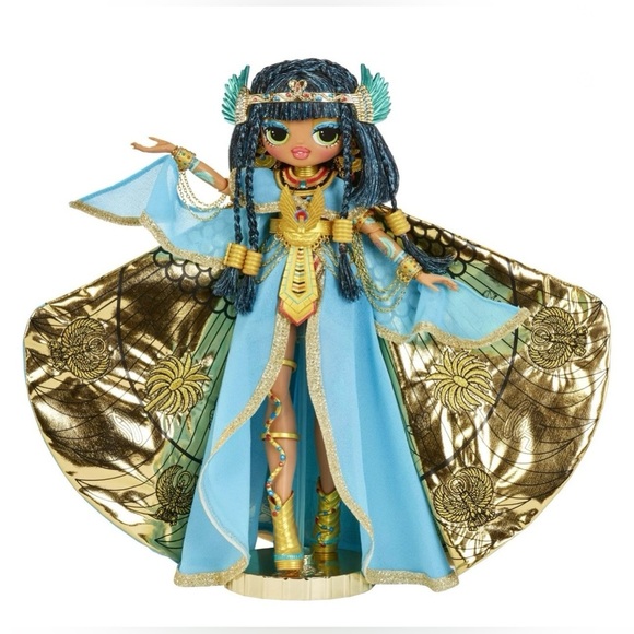 L.O.L. Surprise O.M.G. Fierce Limited Edition Collector Cleopatra Doll - Picture 11 of 11